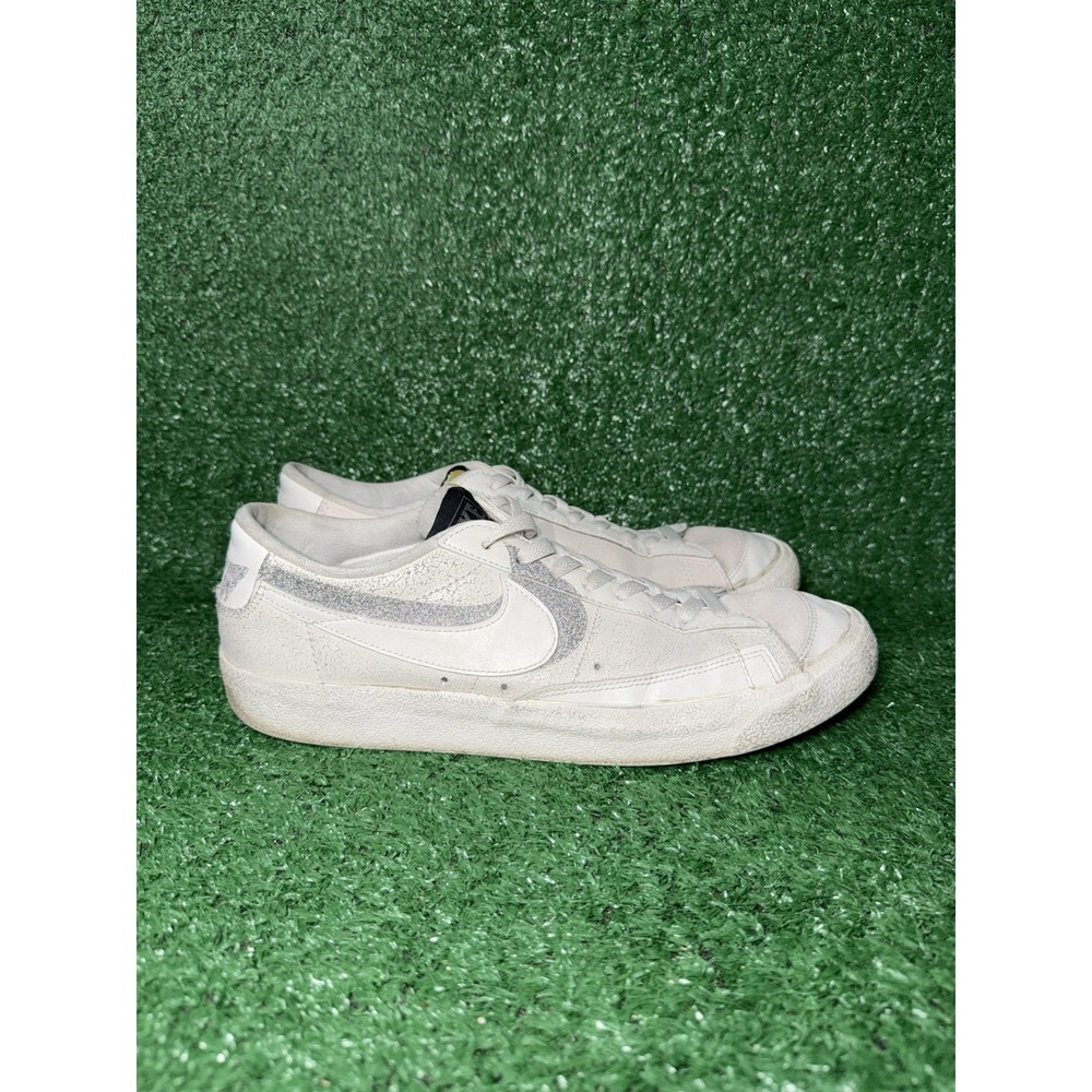 Nike Blazer 77 Premium Low Halloween Men Size 10.5 White Skate Shoes Sneakers